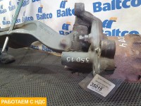 Кулак поворотный