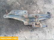 Кронштейн пневморессоры левый