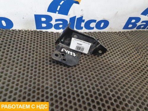 Кронштейн радиатора правый