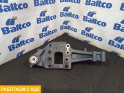 Кронштейн передней рессоры правый