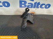 Кронштейн радиатора правый