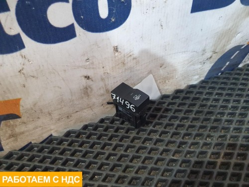 Кнопка высвобождения раскачиванием