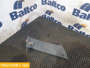 Заглушка бампера правая