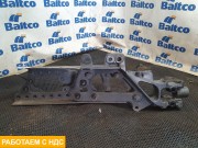 Кронштейн усилителя переднего бампера