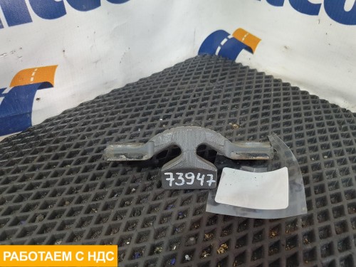 Кронштейн глушителя