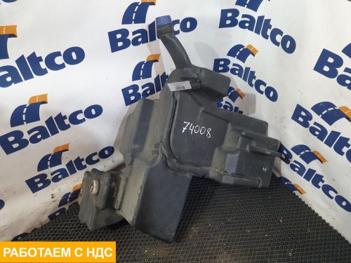 Бачок омывателя лобового стекла