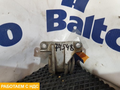 Кронштейн радиатора