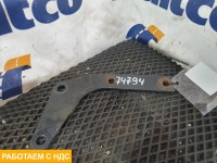 Кронштейн шумоизоляции правый