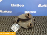 Кронштейн цилиндра подъема кабины