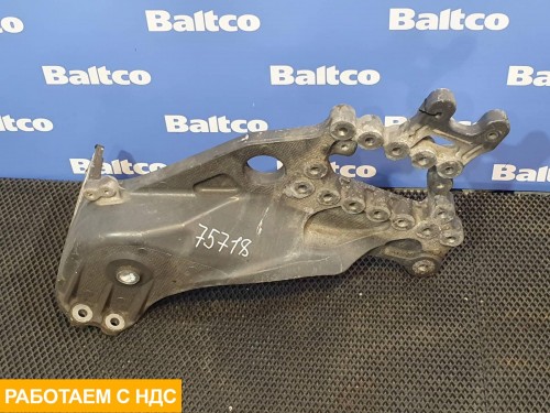 Кронштейн крепления передней рессоры