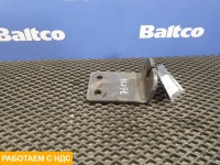 Кронштейн подрамника кузова