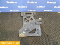 Кронштейн брызговика