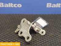 Петля двери левая